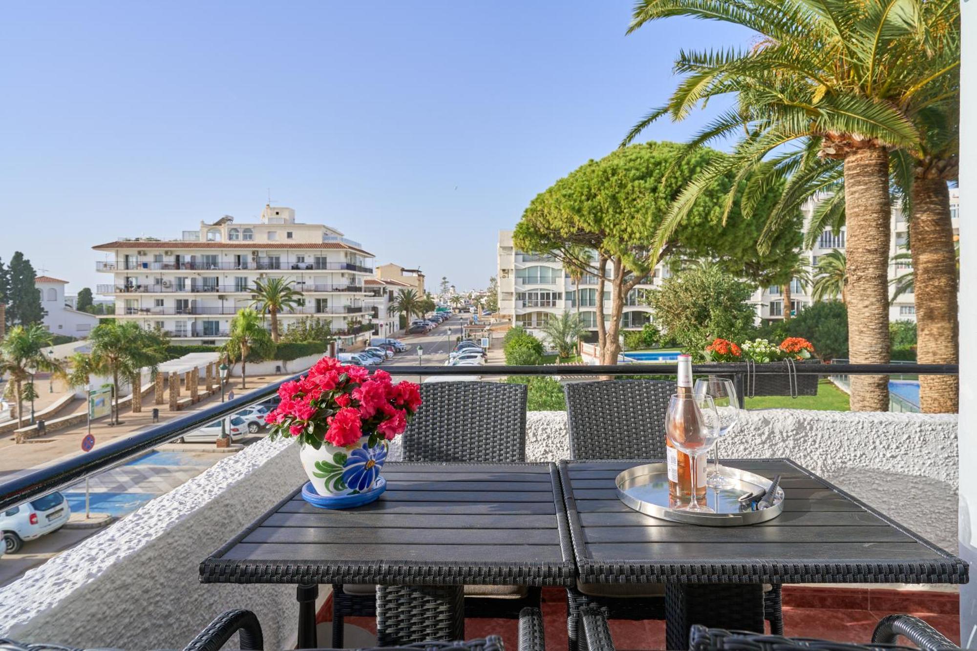 Appartamento Spectacular Sea Views, 2 Bed,2 Bath Nerja Esterno foto