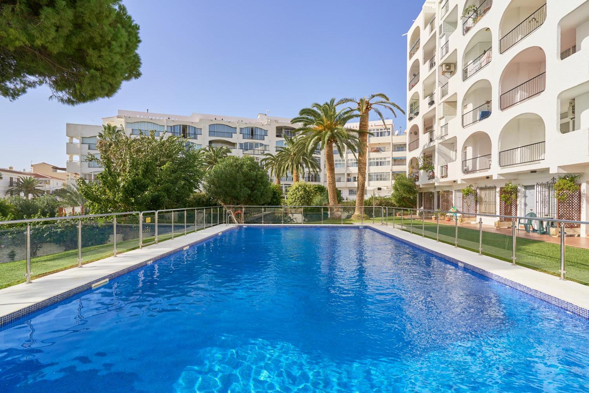 Appartamento Spectacular Sea Views, 2 Bed,2 Bath Nerja Esterno foto