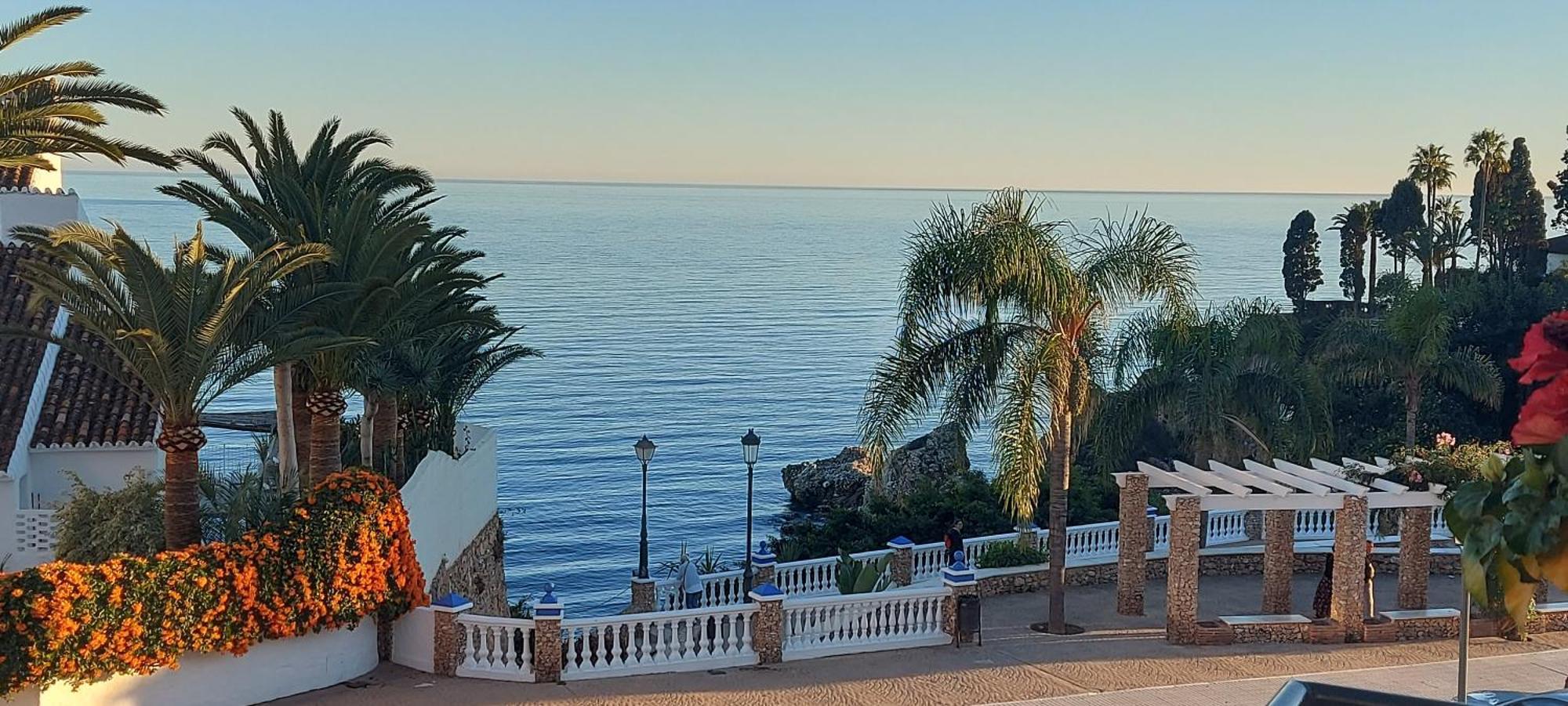Appartamento Spectacular Sea Views, 2 Bed,2 Bath Nerja Esterno foto